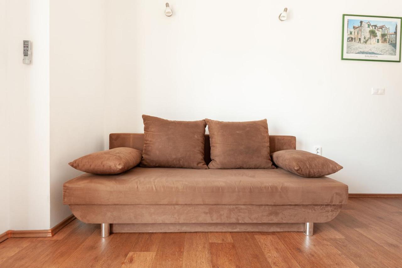 Apartments Lumaduma Трогир Экстерьер фото