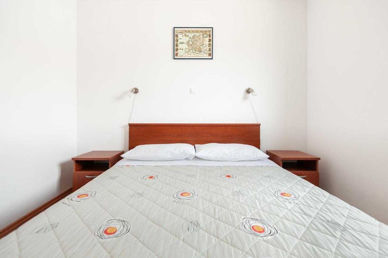 Apartments Lumaduma Трогир Экстерьер фото
